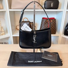 Saint Laurent YSL Le 5 A 7