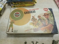 soldatini airfix 1:32 Ghurkas