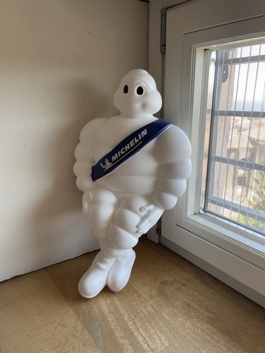 Mascotte michelin man - michelin,