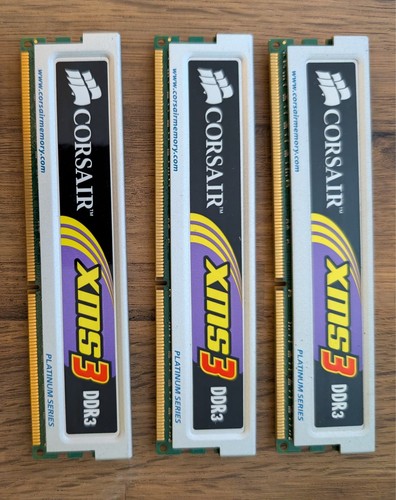 Corsair dominator tr3x6g1600c9 - corsair,