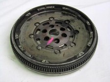 038105266BC VOLANO CON CORONA DENTATA VOLKSWAGEN NEW BEETLE 1.9 D 74KW 5M 2P (20