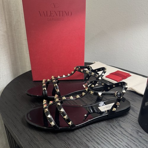 Valentino garavani rockstud - valentino,