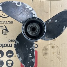 ELICA EVINRUDE 14X17 0177131
