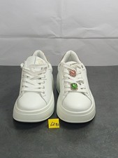 Sneakers bianca con platform