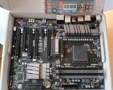 Gigabyte 990FXA-UD3 ATX AM3+