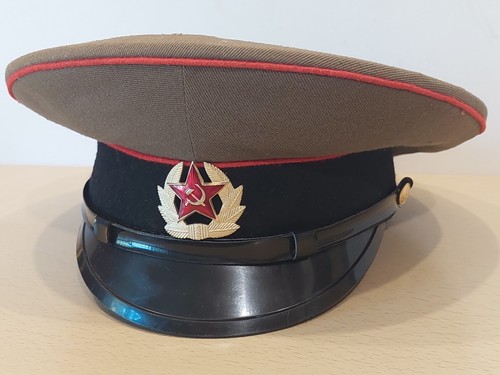 Ufficiale cappello militare