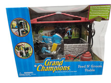 Grand Champions Feed N' Groom