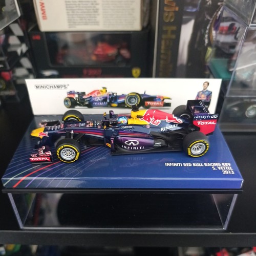 Redbull renault rb9 - redbull, vettel