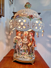 Lampada da tavolo stile