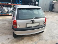 paragolpes trasero OPEL CORSA