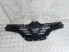 Griglia superiore anteriore Renault Captur 2015 623102335R DLT72505