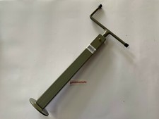 Piede d'appoggio con manovella superiore. Tubo esterno: 40x40 mm, altezza totale