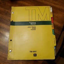 John Deere 4430 Trattore