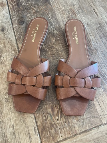 Saint laurent tribute pieds - laurent,