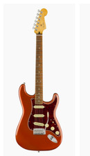 Fender Player Plus Stratocaster Pau Ferro invecchiato Candy Apple Red