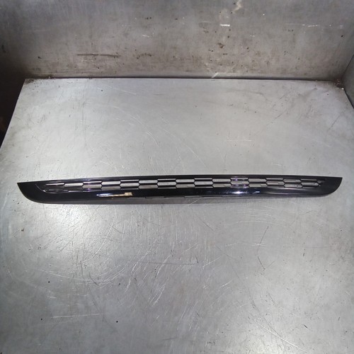 Griglia superiore paraurti bmw - paraurti,