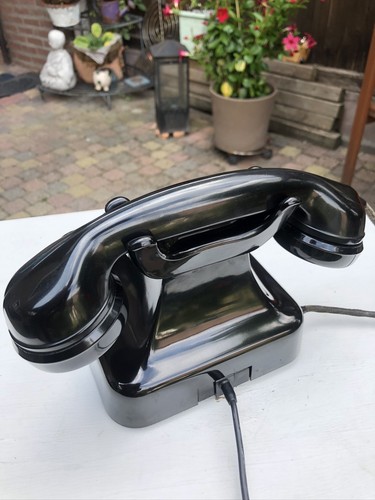 Vecchio telefono w48 - vecchio, in