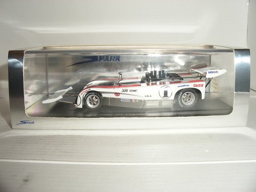 Spark diecast s1133 - 1/43,