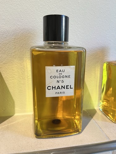 Chanel eau de - , cologne