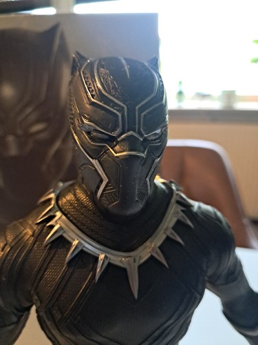 Marvel black panther hot toys - black,