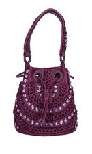 142M-ES-125-SYN LA CARRIE