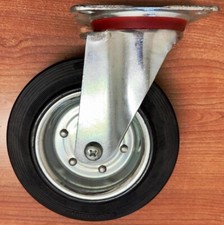 Ruota Piastra Girevole inGomma Mm. 200x50 Mm. Portata 150 kg Piastra 135x110 Mm.