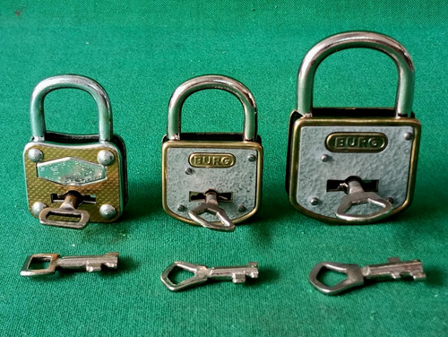 Lotto vecchi lucchetti burg - 3,
