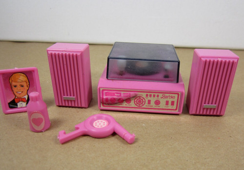 Barbie action accents - action,