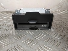 JEEP CHEROKEE KL CD Changer