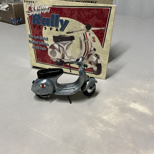 Piaggio vespa rally silver - rally,