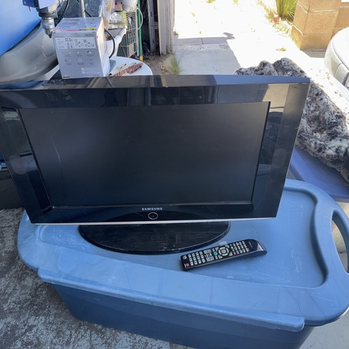 Samsung lnt2642hx xaa lcd - samsung,