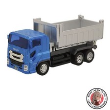 Nuovo camion con cassone