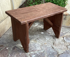 antico sgabello sediolina