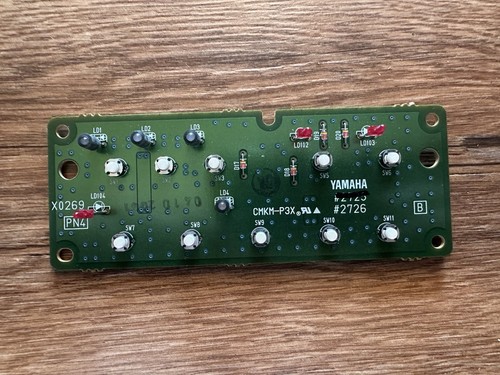 Yamaha psr 2000 - yamaha, psr-2000,