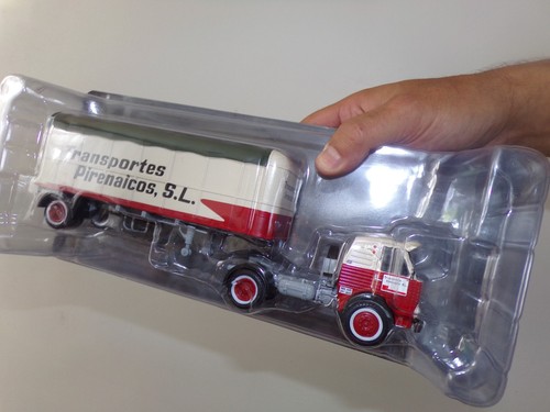 Ixo salvat pegaso z 702 - 1/43,