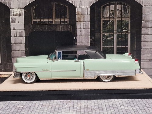 Stamp models cadillac - stamp,