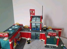 LEGO 7945 Stazione Pompieri FIRE STATION 2007 Set Con Istruzioni 