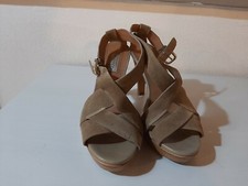 Sandali Fratelli Rossetti,  pelle scamosciata, color beige, tacchi alti 8 cm