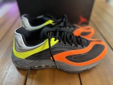 Nike Air Tuned Max Volt Total