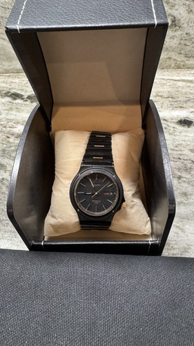 Seiko black quartz sports - black,