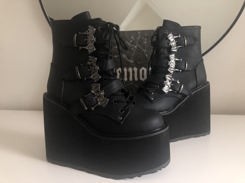 Nuovi stivali demonia swing - nuovi,