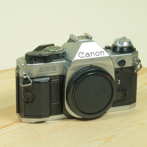 Canon program camera - ae-1, body