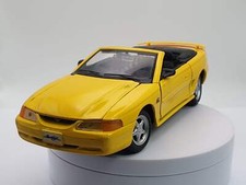 Ford Mustang GT Cabrio Maisto 1/24
