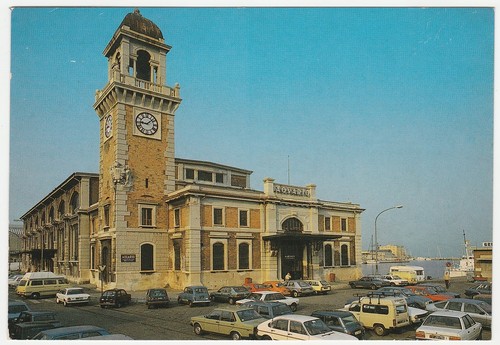 Trieste pescheria centrale e - -,