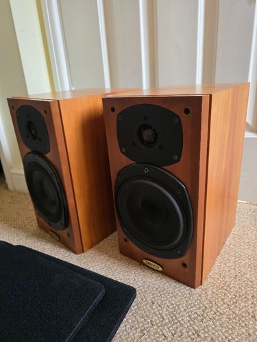 Tannoy revolution stunning - r1,