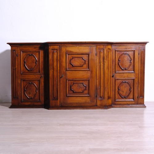 Antica credenza italiana - antica, in