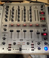 Behringer djx700 mixer - behringer,