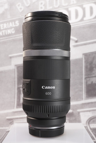Canon 600 11 is - is, stm