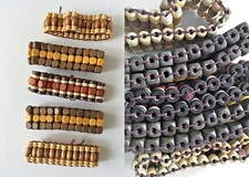 5 Braccialetti artigianali  Brasiliani in legno, con elastico stile Surf