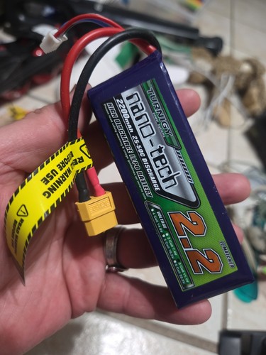 Turnigy nano tech 2200mah - 2200mah, 3s